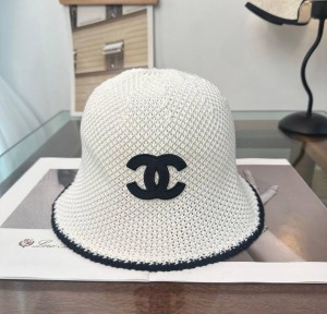 ЖЕНСКАЯ ПАНАМА CHANEL БЕЛАЯ