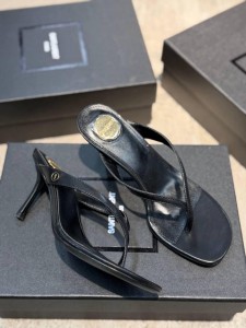 ЖЕНСКИЕ БОСОНОЖКИ SAINT LAURENT