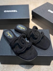ЖЕНСКИЕ ЗМАШЕВЫЕ ШЛЕПАНЦЫ CHANEL ЧЕРНЫЕ