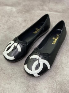 ЖЕНСКИЕ КОЖАНЫЕ БАЛЕТКИ CHANEL ЧЕРНЫЕ ЖЕНСКИЕ КОЖАНЫЕ БАЛЕТКИ CHANEL ЧЕРНЫЕ