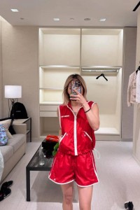 ЖЕНСКИЙ КОСТЮМ С ШОРТАМИ CHANEL КРАСНЫЙ