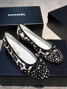 ЖЕНСКИЕ БАЛЕТКИ CHANEL ЗЕБРА