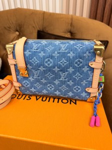 ЖЕНСКАЯ СУМКА LOUIS VUITTON SIDE TRUNK MM