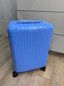 ЧЕМОДАН RIMOWA РУЧНАЯ КЛАДЬ ГОЛУБОЙ