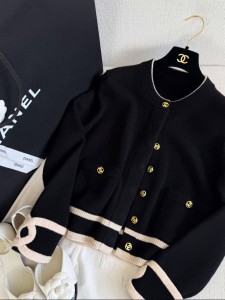 ЖЕНСКИЙ ЖАКЕТ CHANEL ЧЕРНЫЙ