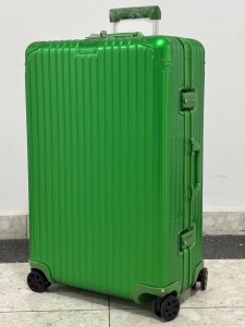 ЧЕМОДАН RIMOWA ЗЕЛЕНЫЙ 76 / 50 / 28 см