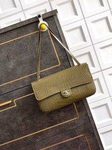 ЖЕНСКАЯ СУМКА CHANEL SMALL METIERS DE ART ЗЕЛЕНАЯ ЖЕНСКАЯ СУМКА CHANEL SMALL METIERS DE ART ЗЕЛЕНАЯ