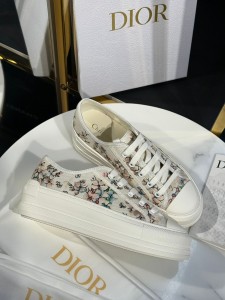 ЖЕНСКИЕ КЕДЫ CHRISTIAN DIOR ЦВЕТОЧКИ