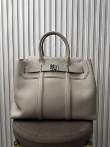МУЖСКАЯ СУМКА LOUIS VUITTON БЕЖЕВАЯ