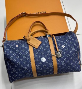 ДОРОЖНАЯ ДЖИНСОВАЯ СУМКА LOUIS VUITTON 50 ДОРОЖНАЯ ДЖИНСОВАЯ СУМКА LOUIS VUITTON 50