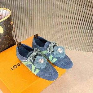 ЖЕНСКИЕ КРОССОВКИ LOUIS VUITTON СИНИЕ ЖЕНСКИЕ КРОССОВКИ LOUIS VUITTON СИНИЕ