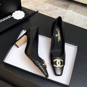 ЖЕНСКИЕ КОЖАНЫЕ ТУФЛИ CHANEL ЖЕНСКИЕ КОЖАНЫЕ ТУФЛИ CHANEL