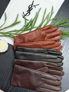 ЖЕНСКИЕ КОЖАНЫЕ ПЕРЧАТКИ SAINT LAURENT