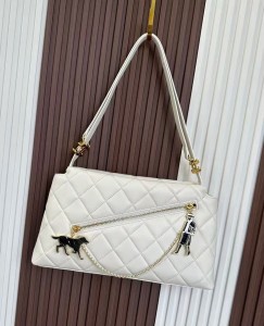 ЖЕНСКАЯ СУМКА CHANEL БЕЛАЯ