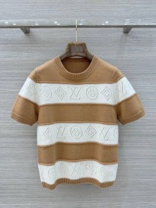 ЖЕНСКАЯ ТРИКОТАЖНАЯ ФУТБОЛКА LOUIS VUITTON