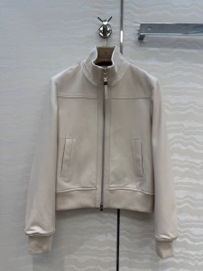 ЖЕНСКАЯ КОЖАНАЯ КУРТКА BRUNELLO CUCINELLI МОЛОЧНАЯ