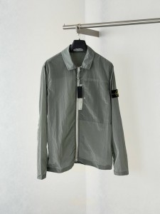 МУЖСКАЯ ВЕТРОВКА STONE ISLAND СЕРАЯ
