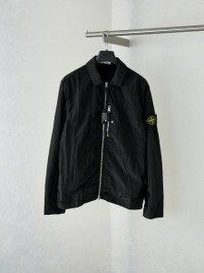 МУЖСКАЯ ВЕТРОВКА STONE ISLAND ЧЕРНАЯ