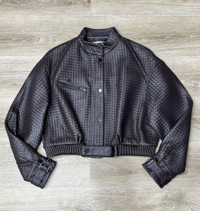 ЖЕНСКАЯ КОЖАНАЯ КУРТКА BOTTEGA VENETA ШОКОЛАДНАЯ