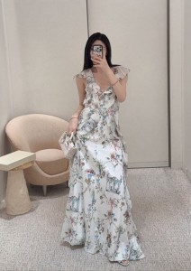 ЖЕНСКОЕ ПЛАТЬЕ CHRISTIAN DIOR