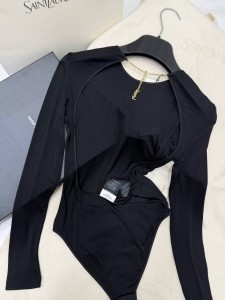 ЖЕНСКОЕ БОДИ SAINT LAURENT ЧЕРНОЕ