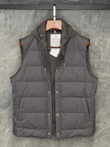 МУЖСКАЯ ЖИЛЕТКА BRUNELLO CUCINELLI МУЖСКАЯ ЖИЛЕТКА BRUNELLO CUCINELLI