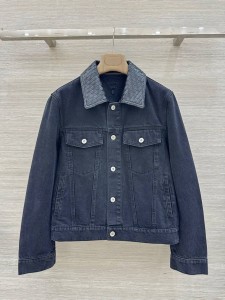 ЖЕНСКАЯ ДЖИНСОВАЯ КУРТКА BOTTEGA VENETA СЕРАЯ