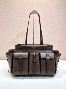 ЖЕНСКАЯ КОЖАНАЯ КУРТКА PRADA ШОКОЛАДНАЯ