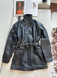 ЖЕНСКАЯ КОЖАНАЯ КУРТКА SAINT LAURENT ЧЕРНАЯ