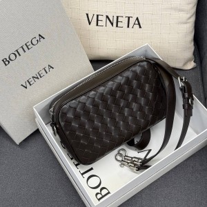 МУЖСКАЯ СУМКА BOTTEGA VENETA ШОКОЛАДНАЯ