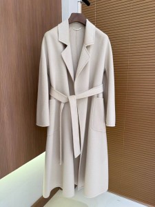 ЖЕНСКОЕ ПАЛЬТО MAX MARA МОЛОЧНОЕ