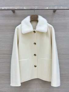 ЖЕНСКОЕ КАШЕМИРОВОЕ ПАЛЬТО С МЕХОМ НОРКИ LORO PIANA БЕЛОЕ