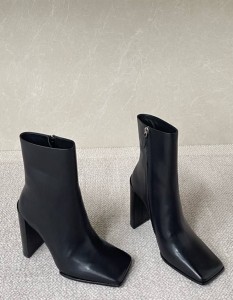 ЖЕНСКИЕ БОТИЛЬОНЫ ALAIA ЧЕРНЫЕ