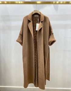 ЖЕНСКОЕ ПАЛЬТО MAX MARA КОРИЧНЕВОЕ