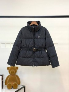 ЖЕНСКИЙ ПУХОВИК PRADA СЕРЫЙ