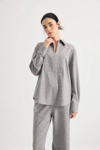 ЖЕНСКИЙ КОСТЮМ BRUNELLO CUCINELLI СЕРЫЙ