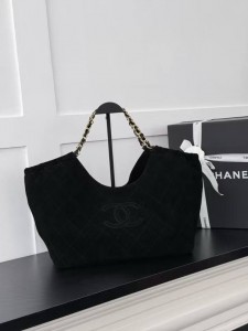 ЖЕНСКАЯ СУМКА CHANEL ЧЕРНАЯ