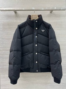 ЖЕНСКИЙ ПУХОВИК PRADA ЧЕРНЫЙ