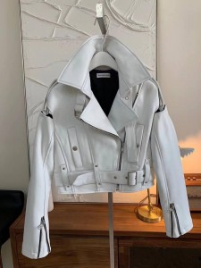 ЖЕНСКАЯ КОЖАНАЯ КУРТКА BALENCIAGA БЕЛАЯ