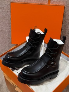 ЖЕНСКИЕ БОТИНКИ HERMES ЧЕРНЫЕ