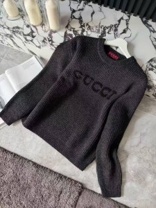 ЖЕНСКИЙ СВИТЕР GUCCI СЕРЫЙ