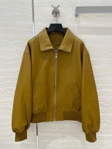 ЖЕНСКАЯ КОЖАНАЯ КУРТКА BOTTEGA VENETA ГОРЧИЧНАЯ ЖЕНСКАЯ КОЖАНАЯ КУРТКА BOTTEGA VENETA ГОРЧИЧНАЯ