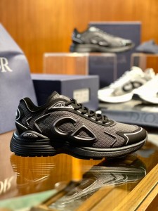 МУЖСКИЕ КРОССОВКИ CHRISTIAN DIOR ЧЕРНЫЕ