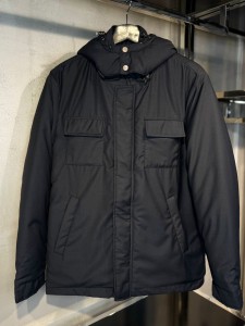 МУЖСКАЯ ДЭМИСЕЗОННАЯ КУРТКА BRUNELLO CUCINELLI ЧЕРНАЯ