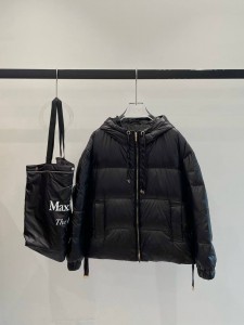 ЖЕНСКИЙ ПУХОВИК MAX MARA ЧЕРНЫЙ