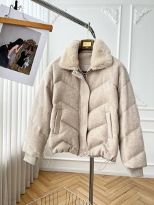 ЖЕНСКИЙ КАШЕМИРОВЫЙ ПУХОВИК lORO PIANA БЕЖЕВЫЙ
