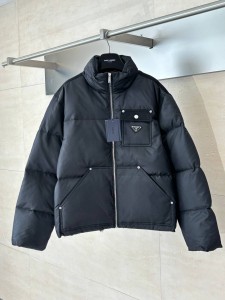 МУЖСКОЙ ПУХОВИК PRADA ЧЕРНЫЙ