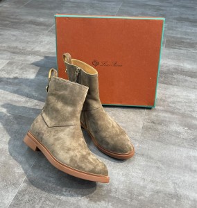 ЖЕНСКИЕ ЗАМШЕВЫЕ БОТИНКИ LORO PIANA СЕРЫЕ