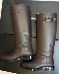 ЖЕНСКИЕ САПОГИ CHANEL ШОКОЛАДНЫЕ