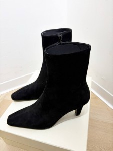ЖЕНСКИЕ ЗАМШЕВЫЕ БОТИЛЬОНЫ SAINT LAURENT ЧЕРНЫЕ